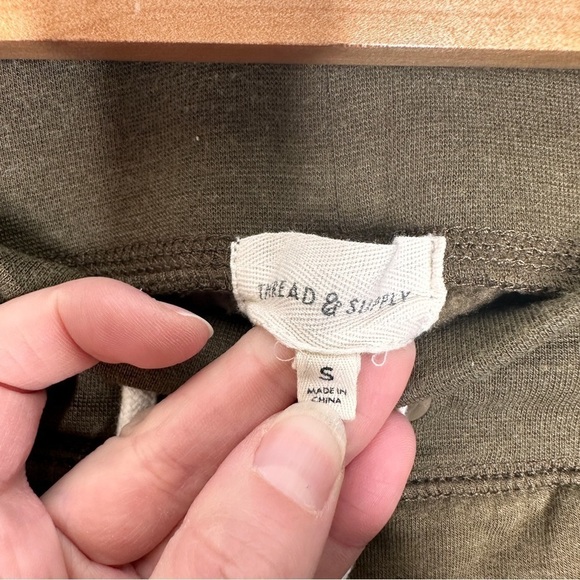 Thread & supply olive Joggers - Picture 2 of 6